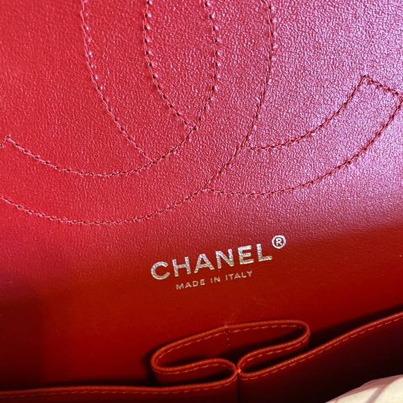 WOW! BRAND NEW CHANEL RED CAVIAR JUMBO FLAP BAG - Picture 7 of 10